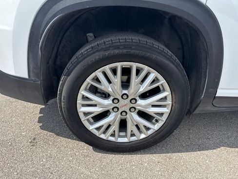 Used 2024 GMC Acadia Elevation AWD/4WD image 19