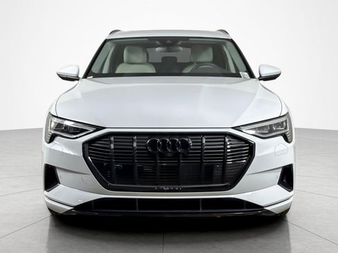 Used 2023 Audi e-tron Premium w/ Convenience Plus Package AWD/4WD image 8