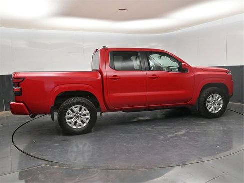 Used 2022 Nissan Frontier SV image 8