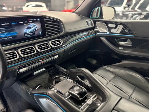 Used 2021 Mercedes-Benz Maybach GLS 600 4MATIC image 11