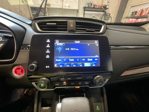 Used 2017 Honda CR-V EX image 17