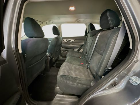 Used 2016 Nissan Rogue S AWD/4WD image 28