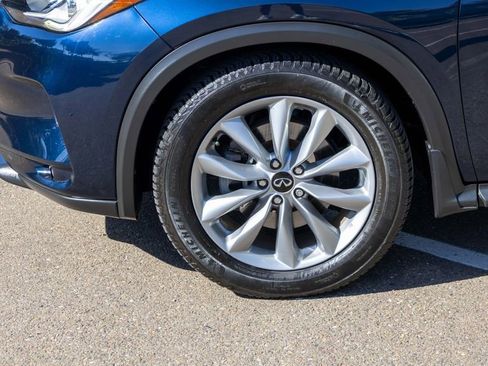 Used 2020 INFINITI QX50 Luxe w/ Navigation Package image 8