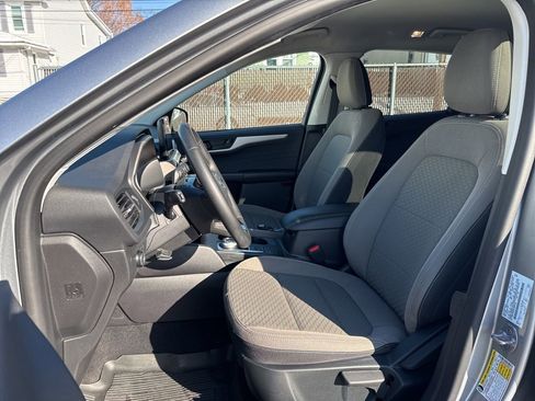 Certified 2022 Ford Escape SE w/ Cold Weather Package image 14