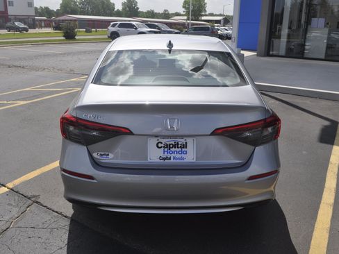 Certified 2023 Honda Civic EX image 6