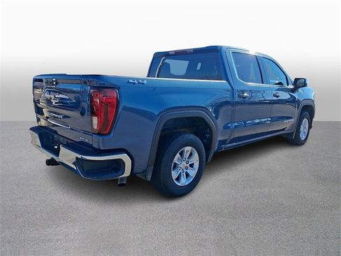 Used 2024 GMC Sierra 1500 SLE image 4