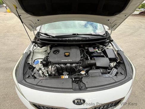 Used 2017 Kia Forte LX FWD image 20
