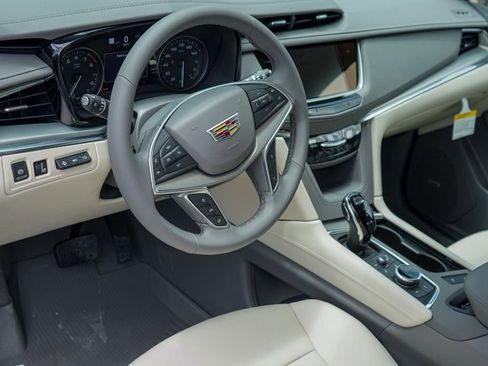 New 2026 Cadillac XT5 Premium Luxury w/ Driver Assist Package FWD image 9