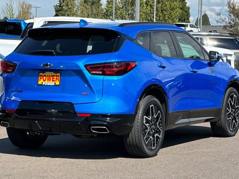 Used 2024 Chevrolet Blazer RS w/ Enhanced Convenience Package FWD image 4
