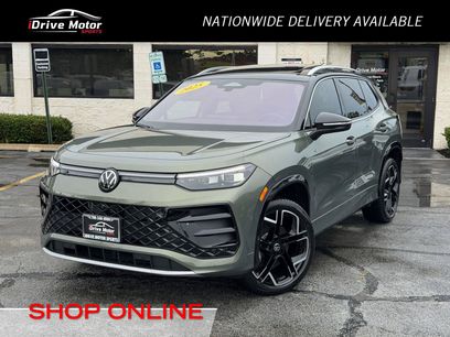 Used 2025 Volkswagen Tiguan SEL R-Line