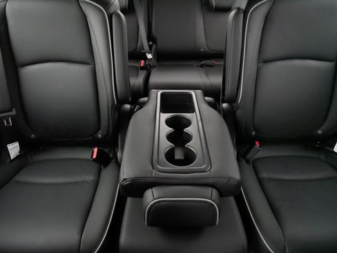 Certified 2026 Honda Odyssey Touring image 13