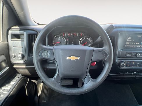 Used 2018 Chevrolet Silverado 1500 Custom w/ Custom Convenience Package RWD image 13
