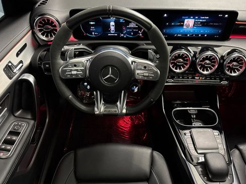 Used 2023 Mercedes-Benz CLA 35 AMG 4MATIC image 27