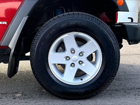 Used 2007 Jeep Wrangler X image 9