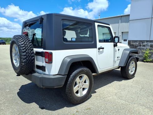 Used 2009 Jeep Wrangler X AWD/4WD image 5