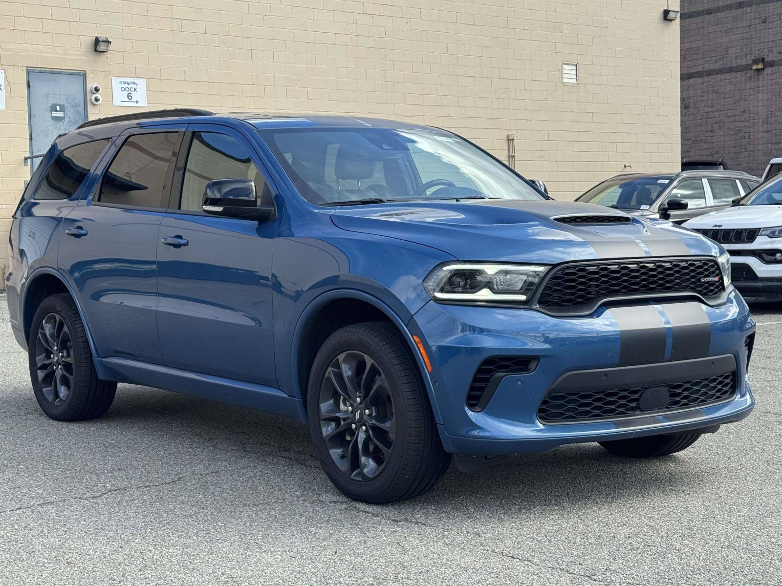 Used 2025 Dodge Durango GT AWD/4WD image 1