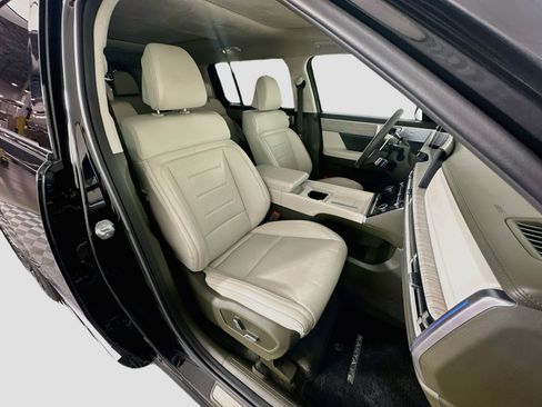 Used 2025 Hyundai Santa Fe Calligraphy FWD image 35