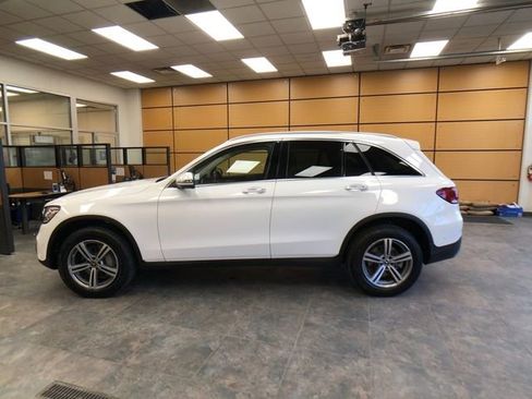 Used 2022 Mercedes-Benz GLC 300 4MATIC image 4