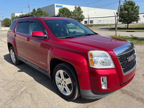 Used 2013 GMC Terrain SLE w/ Convenience Package AWD/4WD image 1