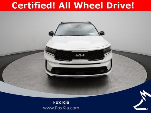 Certified 2023 Kia Sorento SX image 11