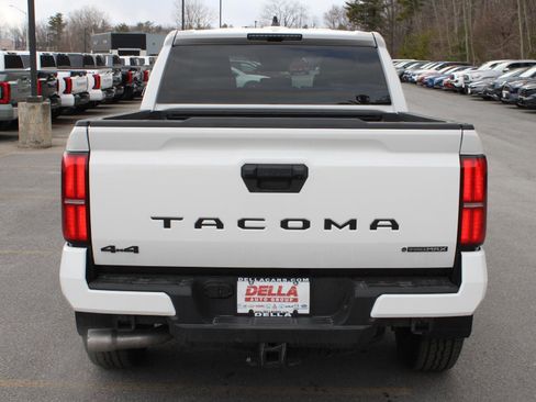 New 2026 Toyota Tacoma TRD Off-Road AWD/4WD image 6