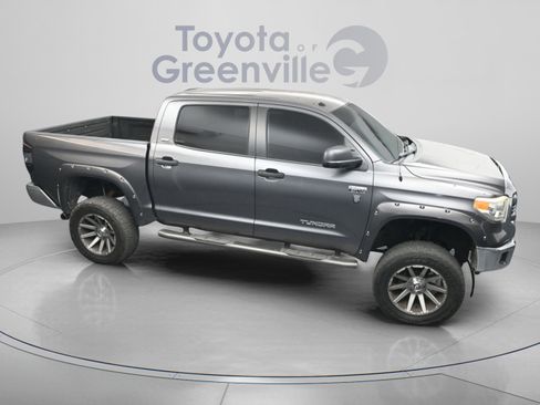 Used 2014 Toyota Tundra SR5 w/ SR5 Upgrade Package AWD/4WD image 19
