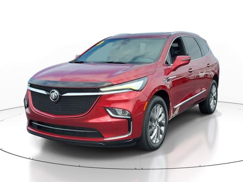 Used 2023 Buick Enclave Essence w/ Experience Buick Package FWD image 3