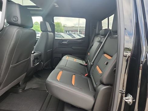 New 2026 GMC Sierra 1500 AT4 w/ AT4 Premium Package AWD/4WD image 6