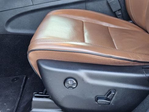 Used 2021 Jeep Grand Cherokee Overland image 31