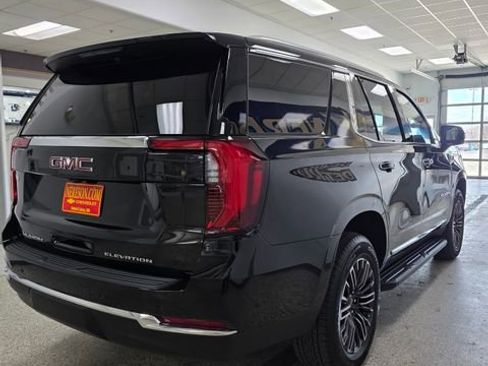 Used 2026 GMC Yukon Elevation AWD/4WD image 7