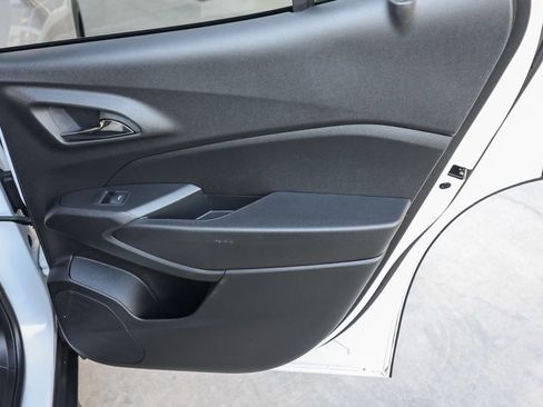 Used 2024 Chevrolet Trax RS w/ Driver Confidence Package image 19