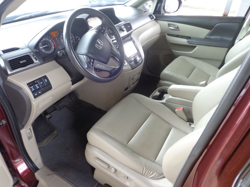 Used 2014 Honda Odyssey Touring image 15