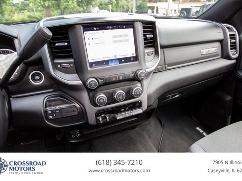Used 2024 RAM 2500 Big Horn AWD/4WD image 31