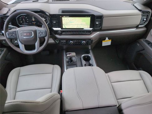 New 2026 GMC Sierra 1500 SLT w/ SLT Premium Package AWD/4WD image 28