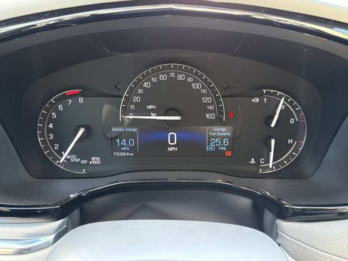 Used 2018 Cadillac XT5 Luxury image 18