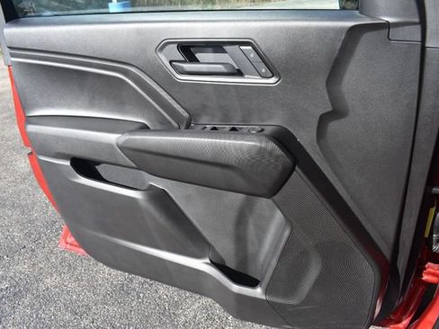 Used 2026 Chevrolet Colorado Trail Boss AWD/4WD image 32