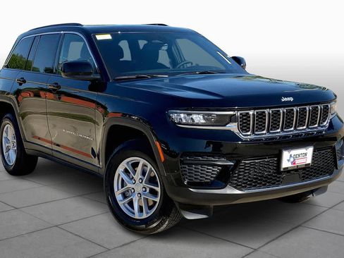 New 2025 Jeep Grand Cherokee Laredo X image 2