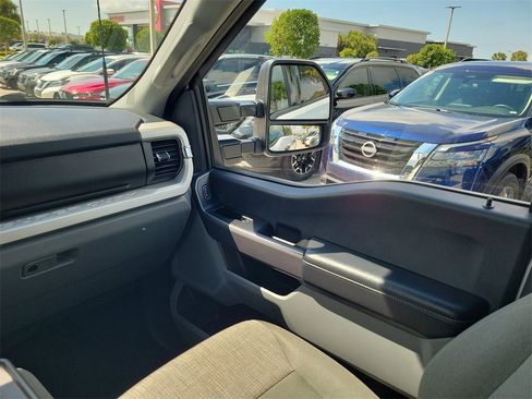 Used 2025 Ford F250 XLT image 21