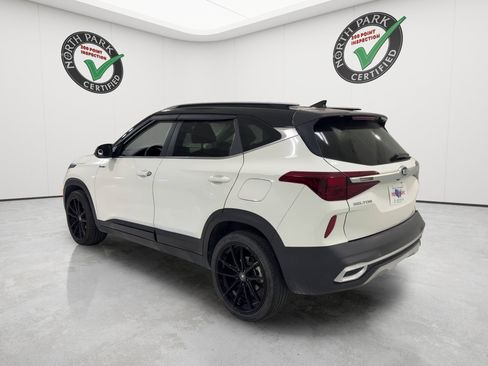 Used 2021 Kia Seltos S FWD image 3