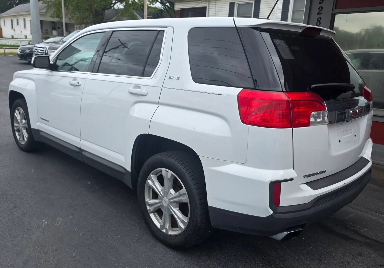 Used 2017 GMC Terrain SLE FWD image 5