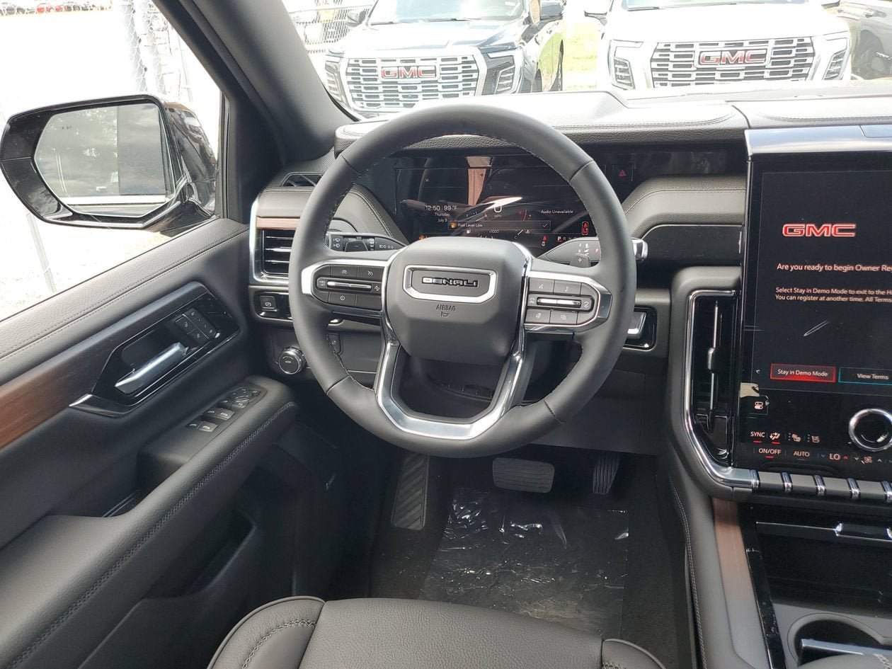 New 2026 GMC Yukon Denali RWD image 13