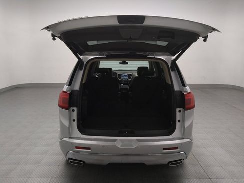 Used 2017 GMC Acadia Denali w/ Technology Package FWD image 29