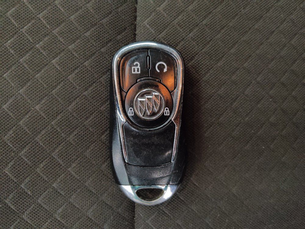 Used 2020 Buick Encore Preferred FWD image 32