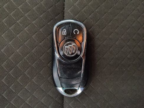 Used 2020 Buick Encore Preferred FWD image 32