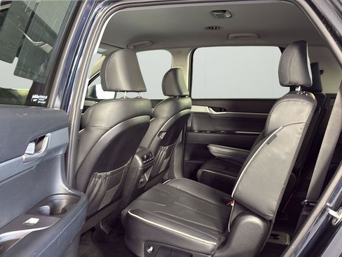 Used 2025 Hyundai Palisade SEL AWD/4WD image 20