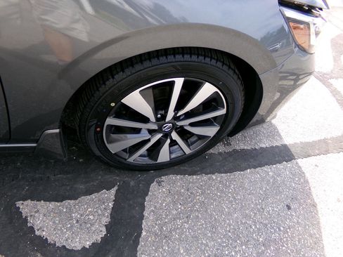 Used 2020 Nissan Sentra SV w/ SV Premium Package image 26