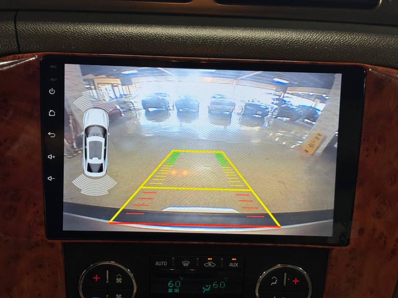 Used 2007 Chevrolet Tahoe LTZ w/ LTZ Preferred Equipment Group RWD image 30