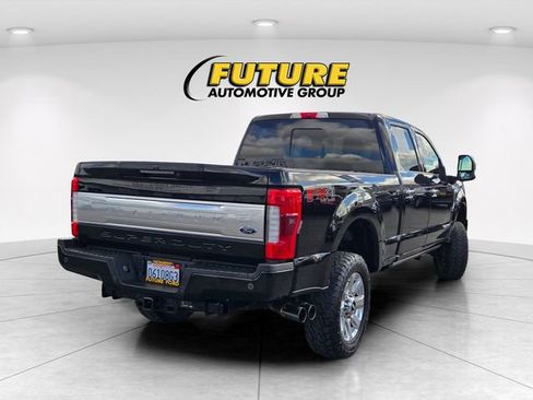 Certified 2017 Ford F250 Platinum w/ Platinum Ultimate Package image 4