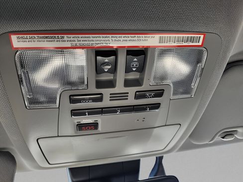 Certified 2019 Toyota Highlander Limited image 30