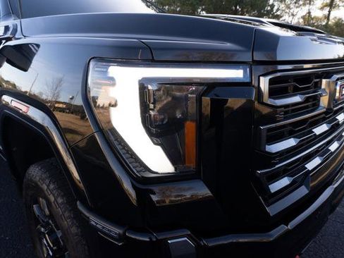 Used 2024 GMC Sierra 2500 AT4 w/ AT4 Premium Plus Package image 39